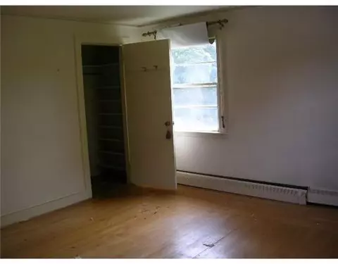 147 Glen Rd, Woonsocket, RI 02895 photo 14