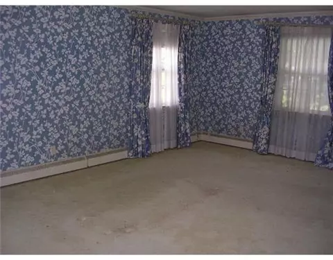 147 Glen Rd, Woonsocket, RI 02895 photo 13