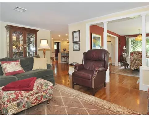 9 Rhode Island Ave, Warwick, RI 02889 photo 14