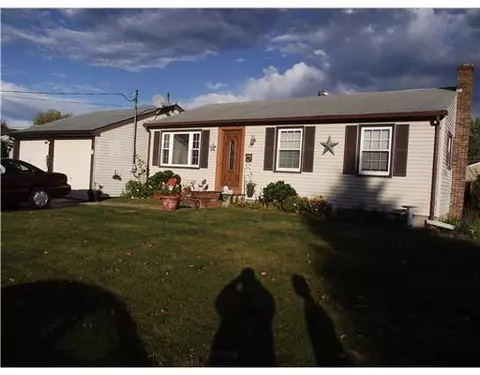 213 Woodhaven Rd, Woonsocket, RI 02895 photo 1