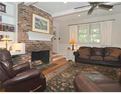 97 Landmark Rd, Warwick, RI 02886 photo 3
