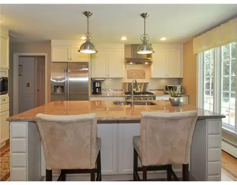 97 Landmark Rd, Warwick, RI 02886 photo 15