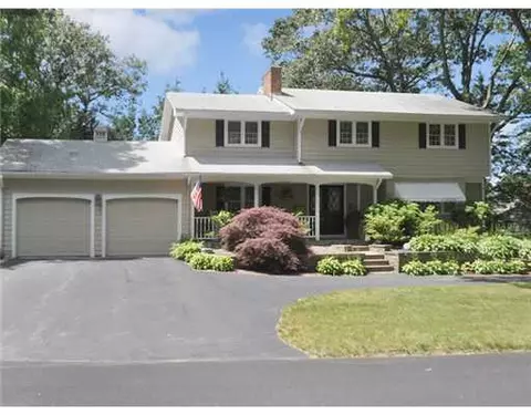97 Landmark Rd, Warwick, RI 02886 photo 1