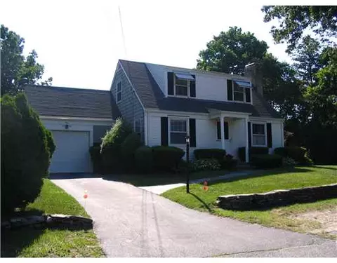 1 Gary St, Warwick, RI 02888 photo 1