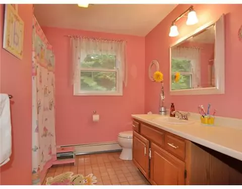 19 Tripps Corner Rd, Exeter, RI 02822 photo 11