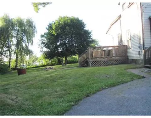 195 Norman St, Woonsocket, RI 02895 photo 3