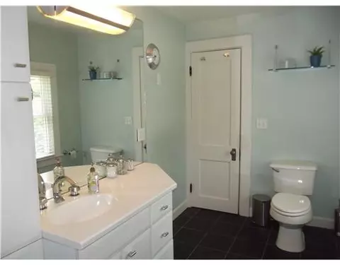 23 Champlin Rd, Saunderstown, RI 02874 photo 17