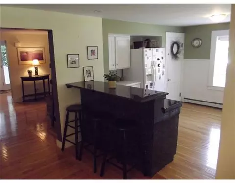 23 Champlin Rd, Saunderstown, RI 02874 photo 10