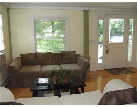 23 Champlin Rd, Saunderstown, RI 02874 photo 5