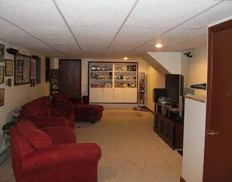 563 Douglas Hook Rd, Glocester, RI 02814 photo 7