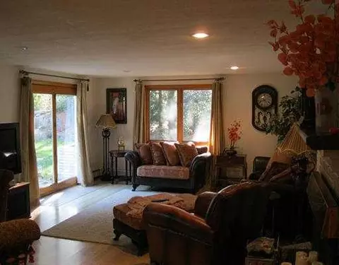 563 Douglas Hook Rd, Glocester, RI 02814 photo 6
