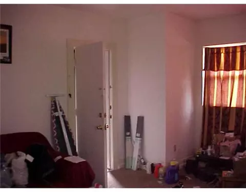 207 Orms St, Providence, RI 02908 photo 5