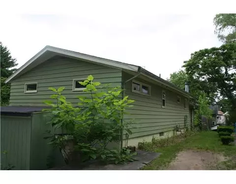 288 Sixth Ave, Woonsocket, RI 02895 photo 2