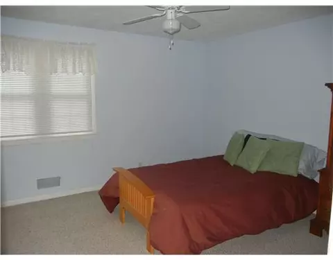 4 Kalmer Rd, Warwick, RI 02886 photo 10