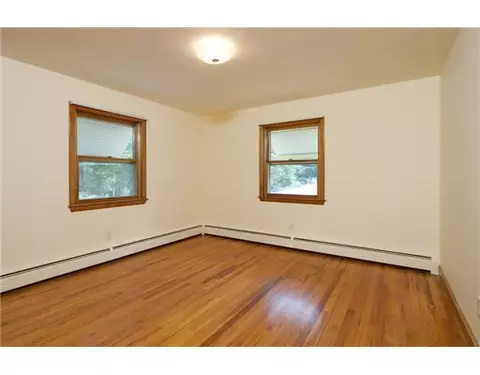 79 Second Ave, Warwick, RI 02888 photo 6