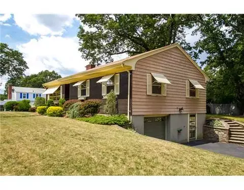 79 Second Ave, Warwick, RI 02888 photo 2