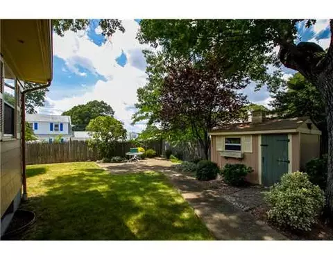 79 Second Ave, Warwick, RI 02888 photo 12