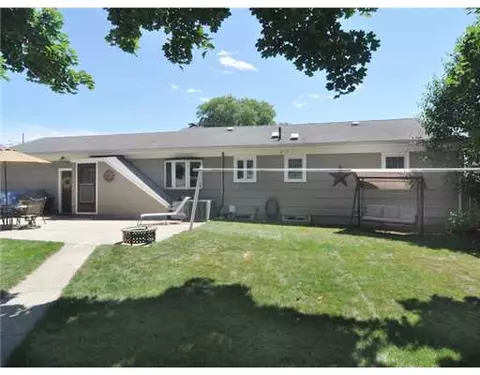 62 Warwick St, Woonsocket, RI 02895 photo 6
