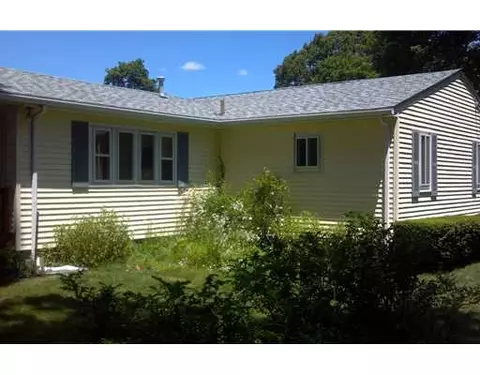 41 Armory Dr, Warwick, RI 02886 photo 4