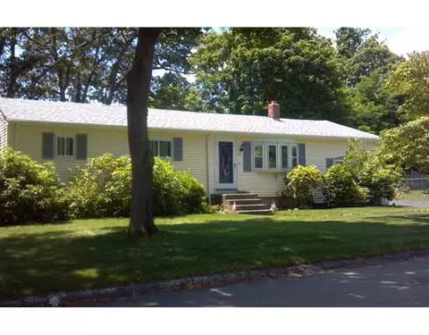 41 Armory Dr, Warwick, RI 02886 photo 1