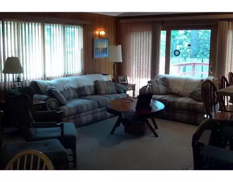 41 Armory Dr, Warwick, RI 02886 photo 10