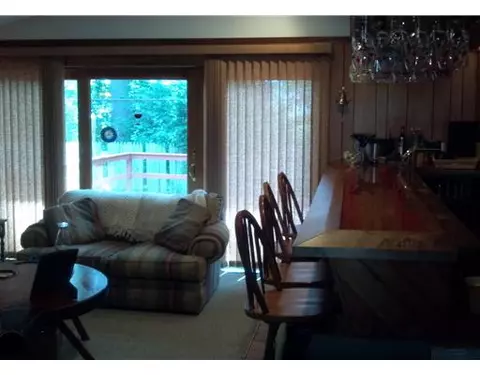 41 Armory Dr, Warwick, RI 02886 photo 9