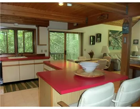 62 Angell Rd, Glocester, RI 02814 photo 10