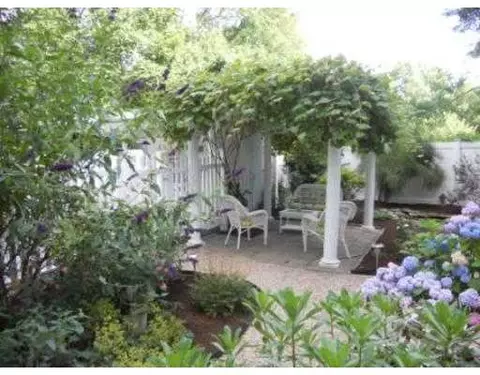 7 Laurel Ln, Warren, RI 02885 photo 15