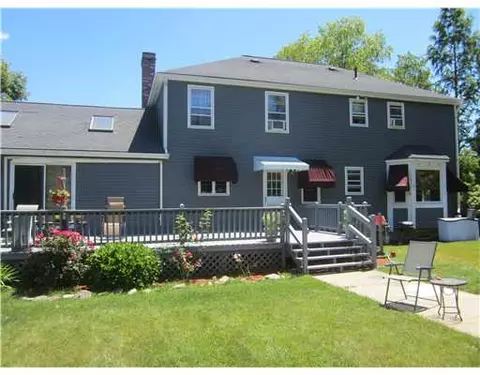 79 Tara Ln, Woonsocket, RI 02895 photo 17