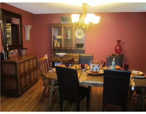 79 Tara Ln, Woonsocket, RI 02895 photo 11