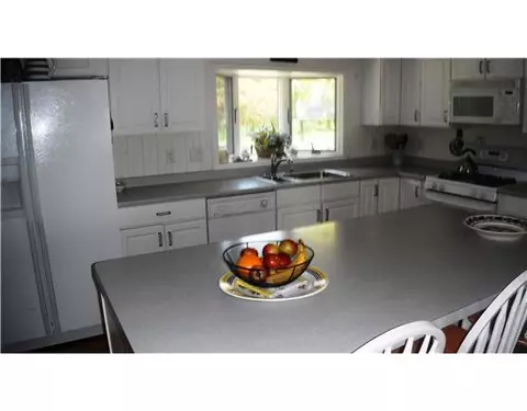 51 Bourne Point Rd, Wareham, MA 02571 photo 5