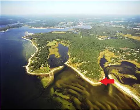 51 Bourne Point Rd, Wareham, MA 02571 photo 11