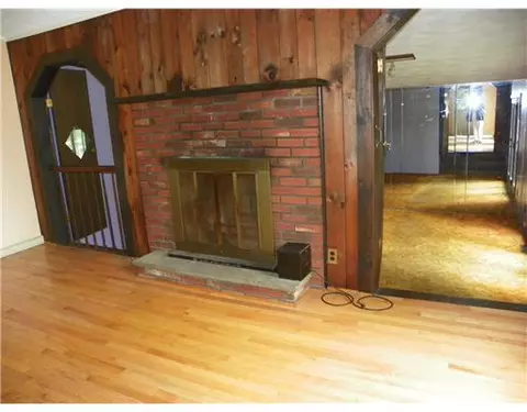 10 W Shore Dr, Exeter, RI 02822 photo 8