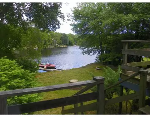 10 W Shore Dr, Exeter, RI 02822 photo 4