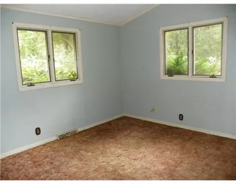 10 W Shore Dr, Exeter, RI 02822 photo 10