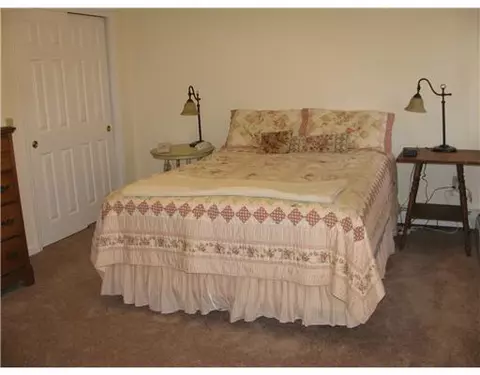 10 Wilde Field Dr, Warwick, RI 02889 photo 10