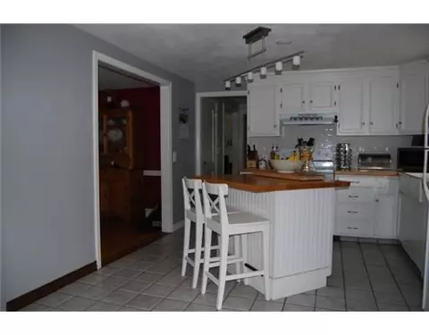 23 Westbrook Rd, Warwick, RI 02886 photo 7
