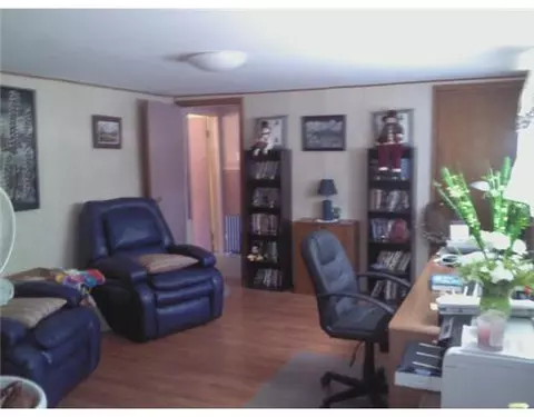 266 Milton Rd, Warwick, RI 02888 photo 8