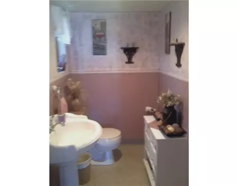 266 Milton Rd, Warwick, RI 02888 photo 9