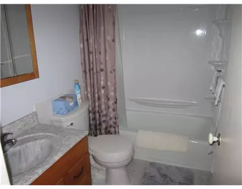 6 Longfellow Dr, Coventry, RI 02816 photo 5