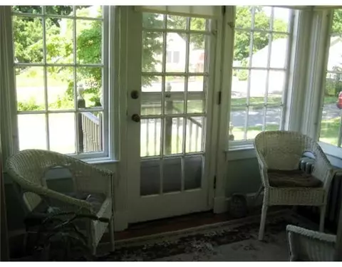282 Gaskill St, Woonsocket, RI 02895 photo 8