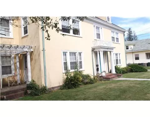 119 Granite St, Westerly, RI 02891 photo 1