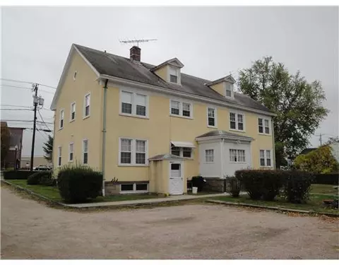 119 Granite St, Westerly, RI 02891 photo 2