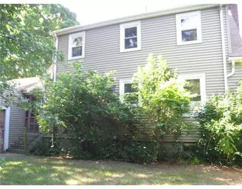 94 Beechcrest St, Warwick, RI 02888 photo 3