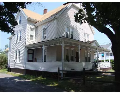 131 Grove St, Woonsocket, RI 02895 photo 3
