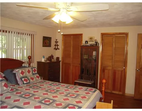 1884 Flat River Rd, Coventry, RI 02816 photo 9