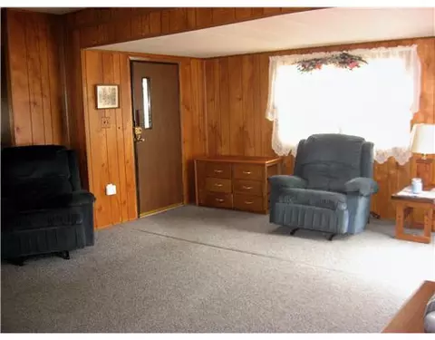43 Timothy Dr, Pawtucket, RI 02703 photo 11