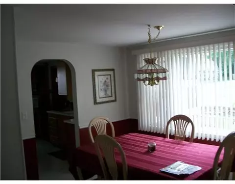 3 Park St, Johnston, RI 02919 photo 3