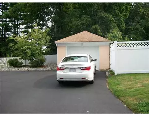 3 Park St, Johnston, RI 02919 photo 17