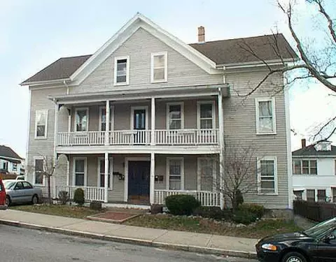 249 Grove St, Woonsocket, RI 02895 photo 2